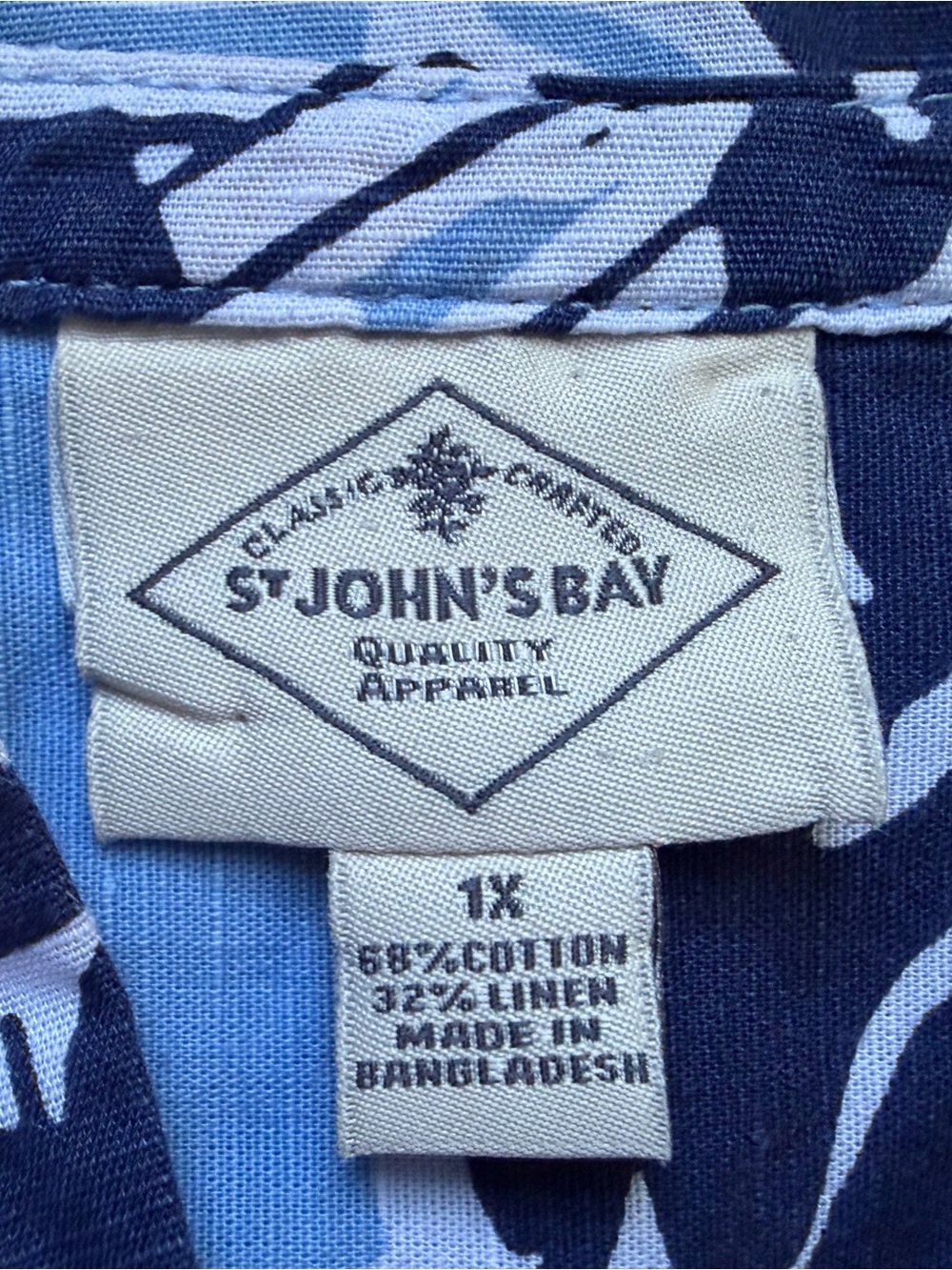 St. John's Bay Navy and Light Blue Floral Shirt - Picture 5 of 6
